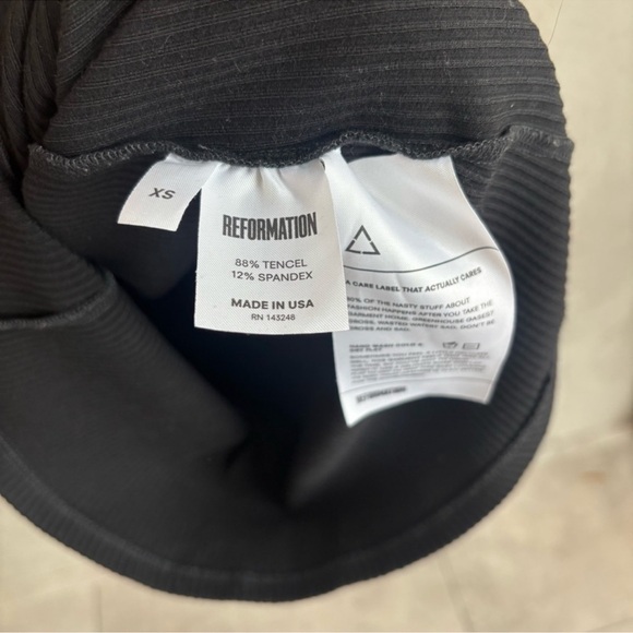 Reformation Black short sleeve Mini Dress with silver zip front - Picture 7 of 9